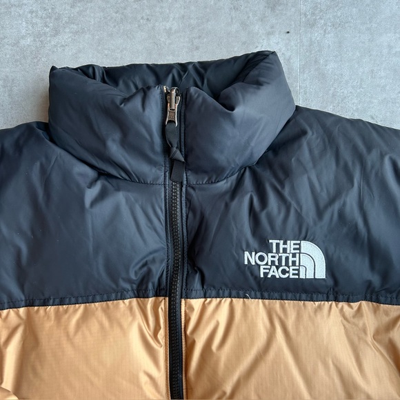 The North Face Men's Retro 1996 Nuptse, medium, Almond butter - Picture 2 of 8